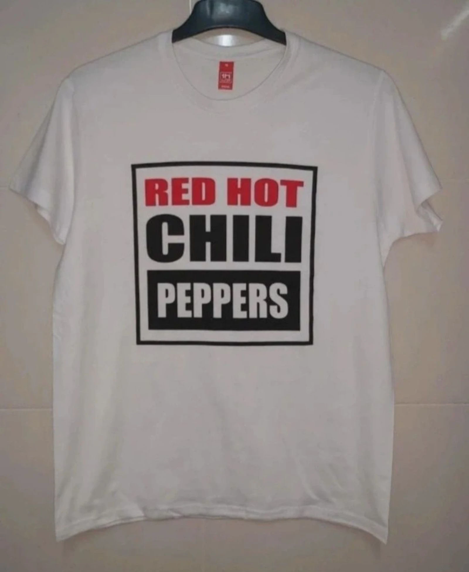 Red Hot Chilli Peppers t-shirt 